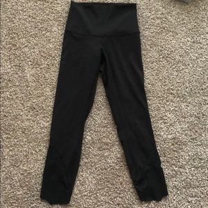 Lululemon x Flywheel 3/4 length crops